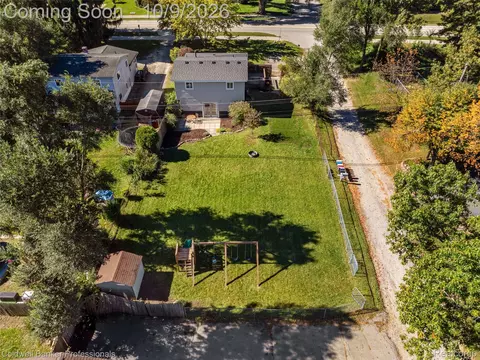 View/Area - 8690 N Eston Rd, Independence, MI 48348 photo 3 of 5