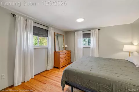 Bedroom - 8690 N Eston Rd, Independence, MI 48348 photo 2 of 5