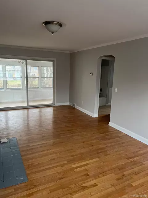 Living - 1275 University Ave, Adrian, MI 49221 photo 1 of 4