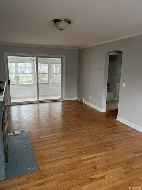 Living - 1275 University Ave, Adrian, MI 49221 photo 2 of 4