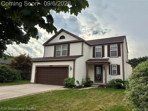 1645 Marshbank Dr, Pontiac, MI 48340