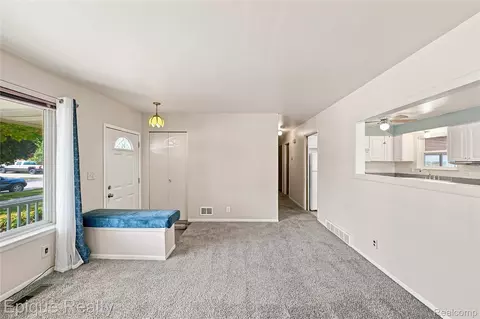 Living - 32504 Dover Ave, Warren, MI 48088 photo 2 of 3