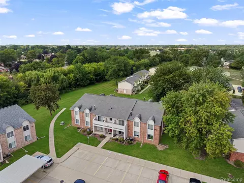 44481 Savery Dr, Canton, MI 48187