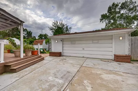 Other - 310 Tamarac Dr, Davison, MI 48423 photo 4 of 17
