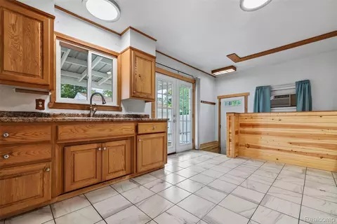 Kitchen - 310 Tamarac Dr, Davison, MI 48423 photo 1 of 3