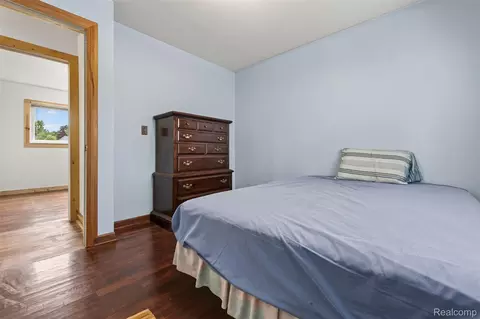 Bedroom - 310 Tamarac Dr, Davison, MI 48423 photo 7 of 7