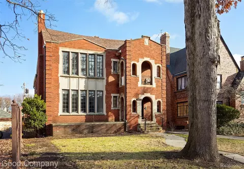 16910 La Salle Ave, Detroit, MI 48221