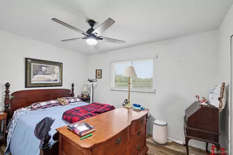Bedroom - 15299 Brandy Ln, Macomb, MI 48044 photo 1 of 4