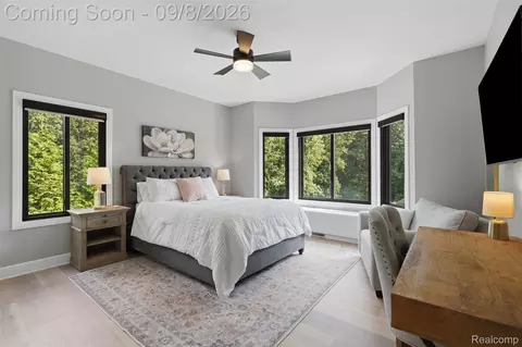 Bedroom - 9046 Northpointe Rdg, Brighton, MI 48114 photo 1 of 6