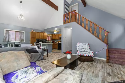 Entry Way - 330 Ivy Dr, Markey, MI 48653 photo 2 of 2