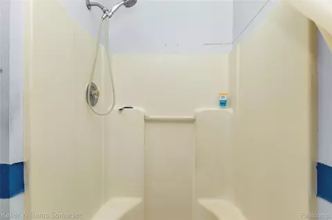 Bath - 330 Ivy Dr, Markey, MI 48653 photo 3 of 3