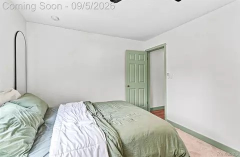 Bedroom - 2071 E Dodge Rd, Thetford, MI 48420 photo 2 of 5