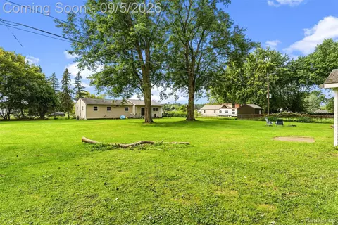 Exterior - 2071 E Dodge Rd, Thetford, MI 48420 photo 4 of 4