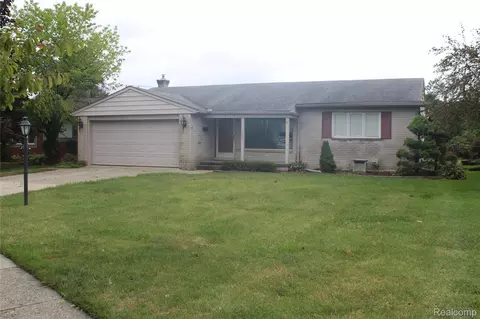 17230 Stamwich St, Livonia, MI 48152