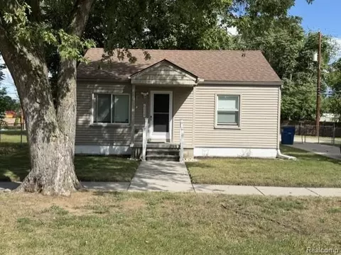 6258 Arthur St, Westland, MI 48185