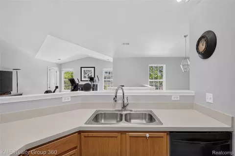 Kitchen - 4077 Berkeley Ave, Canton, MI 48188 photo 1 of 2