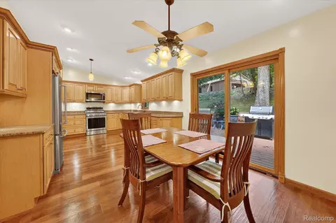 Dining - 5001 Mohawk Ave, Independence, MI 48348 photo 2 of 2