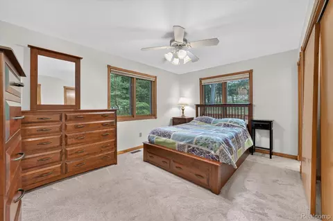 Bedroom - 5001 Mohawk Ave, Independence, MI 48348 photo 1 of 7