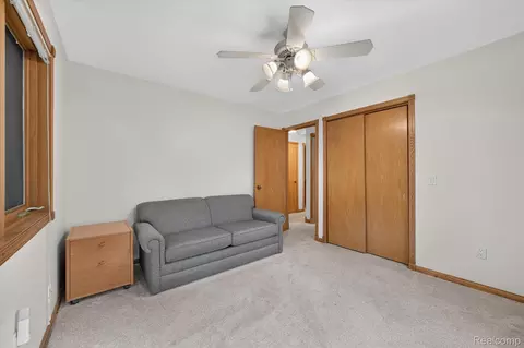 Bedroom - 5001 Mohawk Ave, Independence, MI 48348 photo 5 of 7