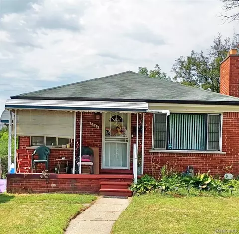 9555 Decatur St, Detroit, MI 48227