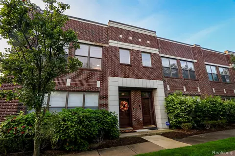 52 W Bethune St, Detroit, MI 48202