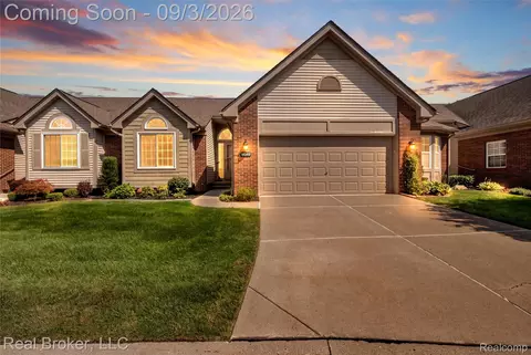 14849 Heather Pointe Dr, Sterling Heights, MI 48313
