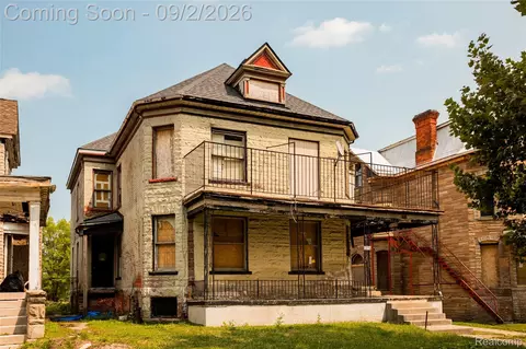 1574 Cadillac Blvd, Detroit, MI 48214
