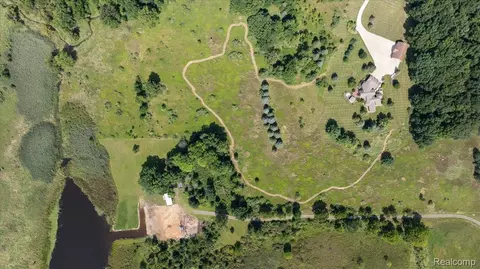 View/Area - 3233 Winegar Rd, Perry, MI 48872 photo 2 of 3
