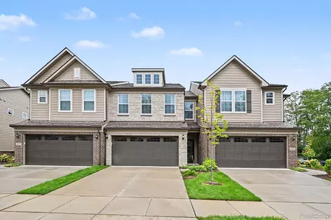 2298 Addison Cir, Commerce, MI 48390
