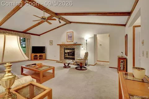 Living - 5439 Hickory Cir, Mount Morris, MI 48433 photo 2 of 2