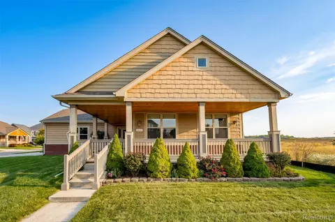 53125 Citadel St, Macomb, MI 48042