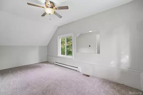 Bedroom - 11897 Shaffer Rd, Springfield, MI 48350 photo 4 of 7