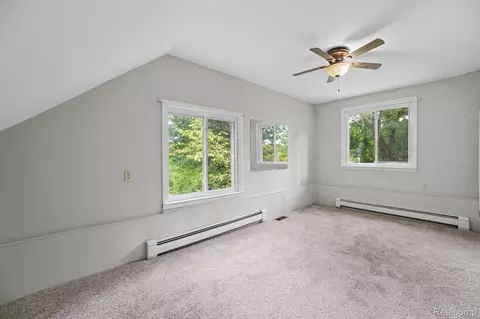 Bedroom - 11897 Shaffer Rd, Springfield, MI 48350 photo 3 of 7