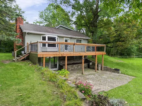 Exterior - 11897 Shaffer Rd, Springfield, MI 48350 photo 4 of 9