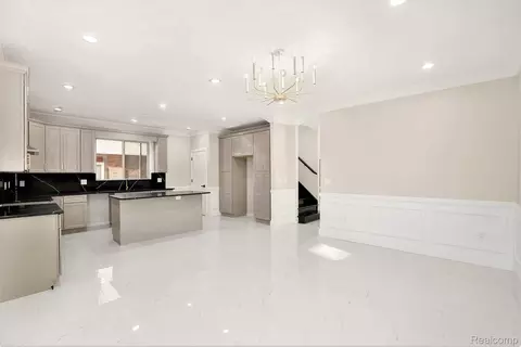 Other - 7634 Pinehurst St, Dearborn, MI 48126 photo 3 of 5