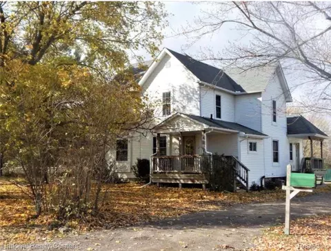 3001 Seven Mile, Northfield, MI 48178