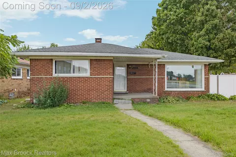 14361 W 10 Mile Rd, Oak Park, MI 48237