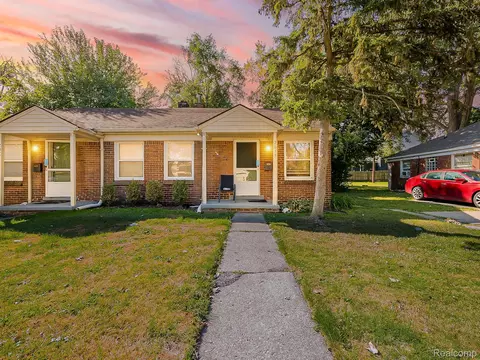 2035 Princeton Rd, Berkley, MI 48072