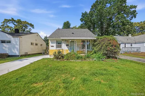 27361 Osmun St, Madison Heights, MI 48071