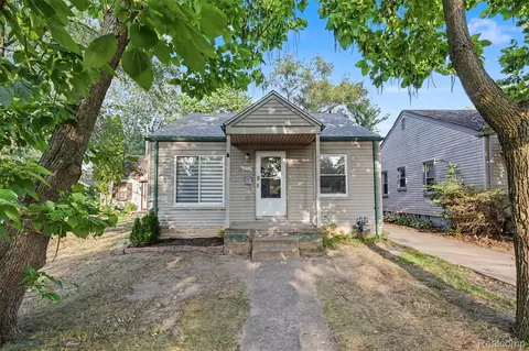 7634 Hazelton St, Dearborn Heights, MI 48127
