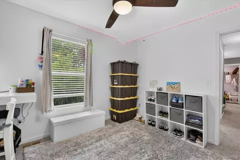 Bedroom - 1863 Greton Dr, Monroe, MI 48162 photo 8 of 8