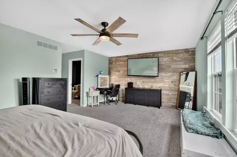 Bedroom - 1863 Greton Dr, Monroe, MI 48162 photo 4 of 8