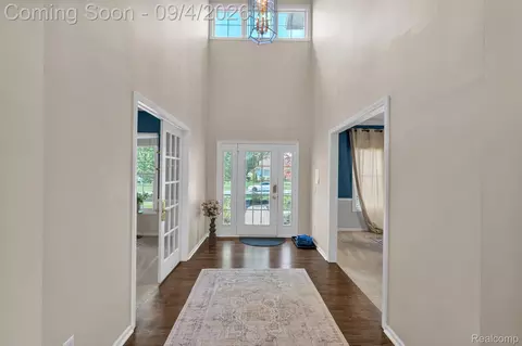 Entry Way - 50145 Tottenham Ct, Canton, MI 48187 photo 4 of 9