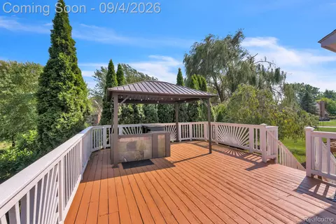 Exterior - 50145 Tottenham Ct, Canton, MI 48187 photo 5 of 7