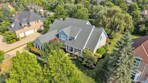 View/Area - 50145 Tottenham Ct, Canton, MI 48187 photo 1 of 9