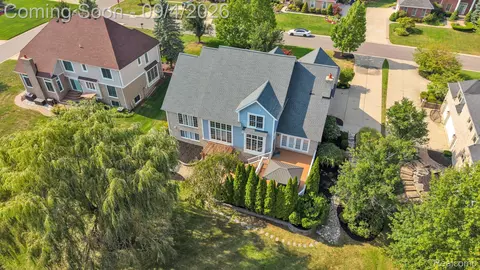 View/Area - 50145 Tottenham Ct, Canton, MI 48187 photo 5 of 9