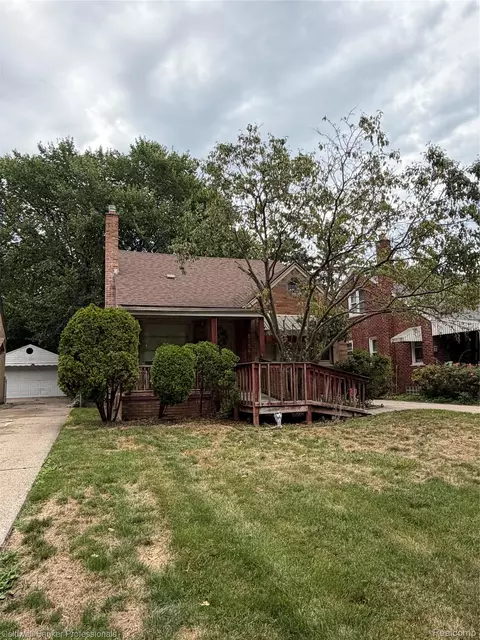 5256 Gateshead St, Grosse Pointe, MI 48236 photo 6