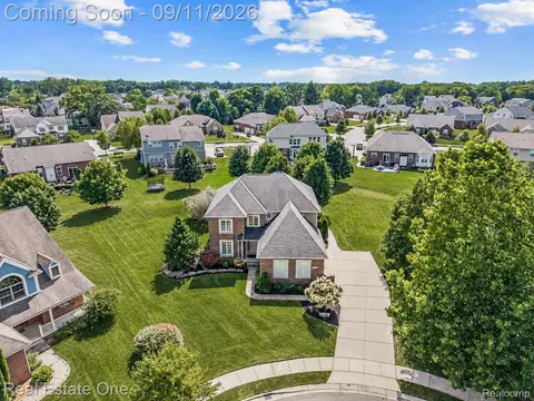 26690 Kentucky Ct, Lyon, MI 48178