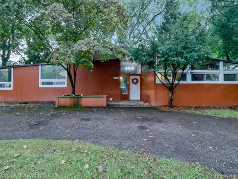 19741 Mahon St, Southfield, MI 48075