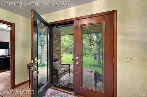 Entry Way - 294 Miracle Dr, Troy, MI 48084 photo 1 of 3